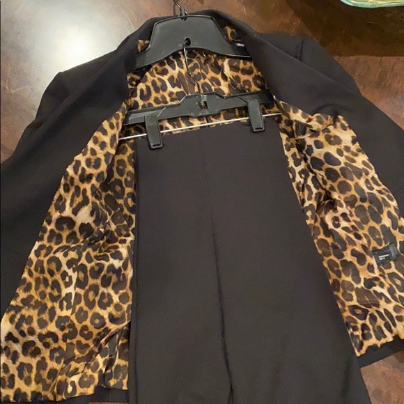 The OG Express Black Pantsuit - Picture 3 of 8